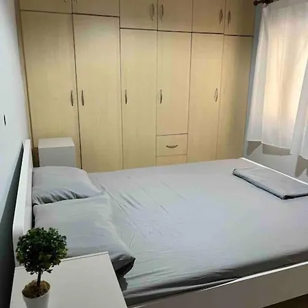 Center Lixouri