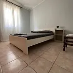 Center Apartment *